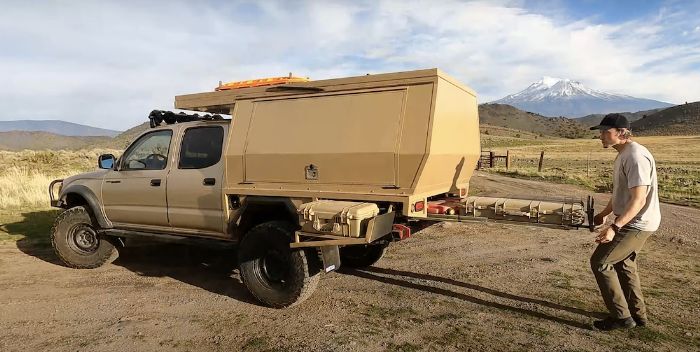 Check Out This Burly, Perfect DIY Truck Build