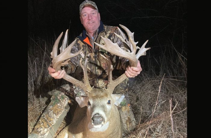 Kansas Bowhunter Tags a 250-Inch Mega-Buck That Was Chasing a Doe