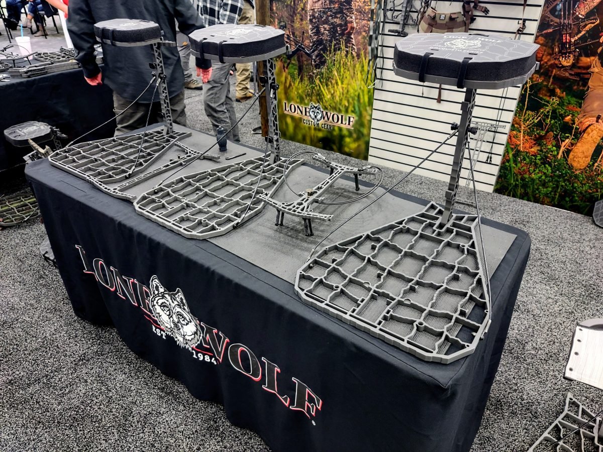 [ATA Show 2022] Lone Wolf Custom Gear D’Acquisto Hang-On Stands