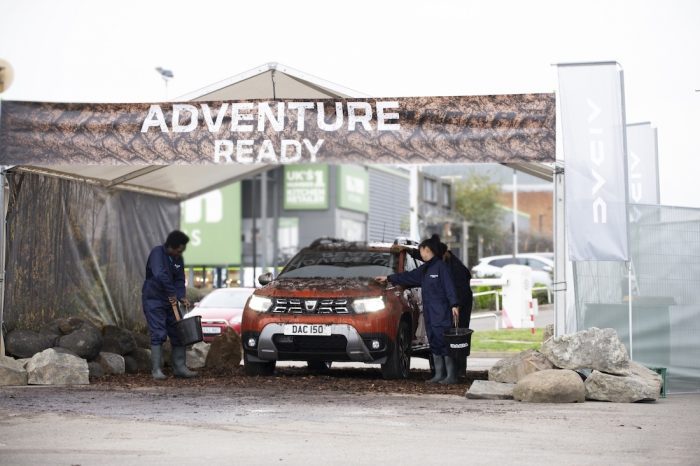 The Dacia Duster 4×4 Gets Dealer Mud Bath Because Drivers Don’t Off-Road