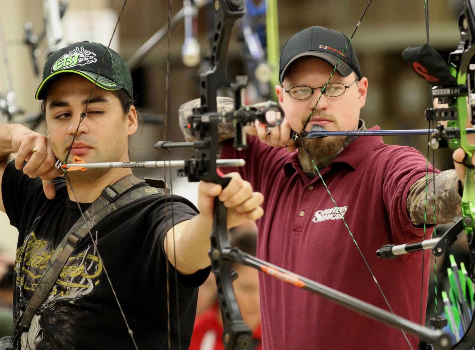 8 Reasons to Join an Indoor Archery League