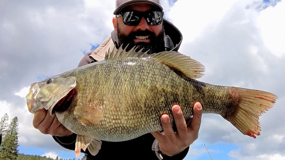 Idaho Anglers Sets Smallmouth Bass State Record