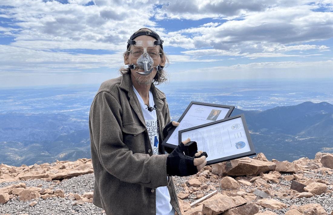Dude Pushes Peanut Up Pikes Peak—With His Nose