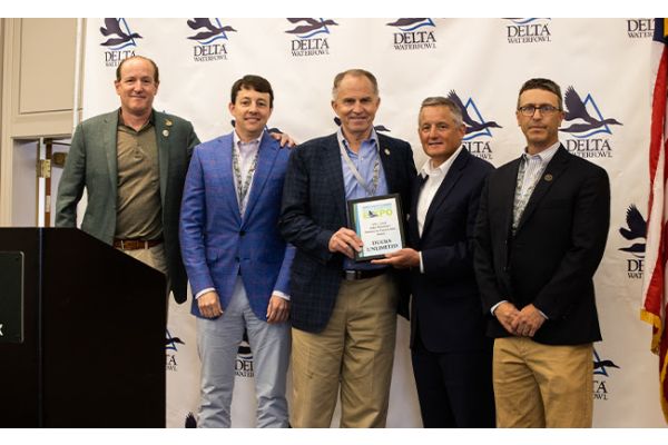 Delta Waterfowl Recognizes Ducks Unlimited with Partners in Conservation Award
