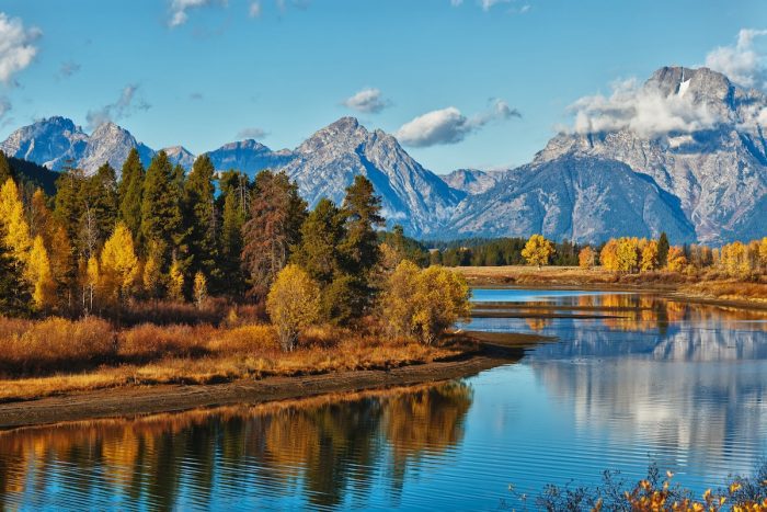 Best National Parks to Visit in Fall for Peak Colors – Bearfoot Theory