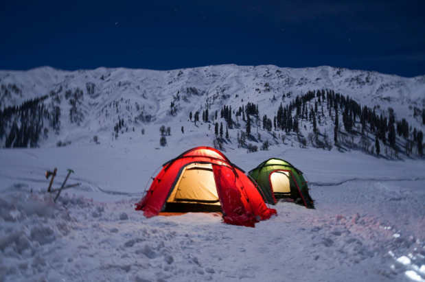 A Beginner's Guide to Starting Out in Winter Camping - Everest News