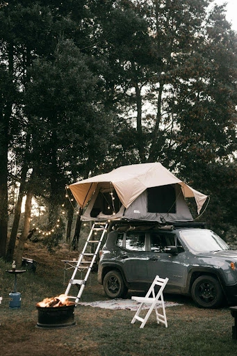 Overlanding vs. Traditional Camping: Which Adventure Suits You?